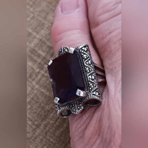 925 Silver Purple Crystal Ring - Picture 3 of 16